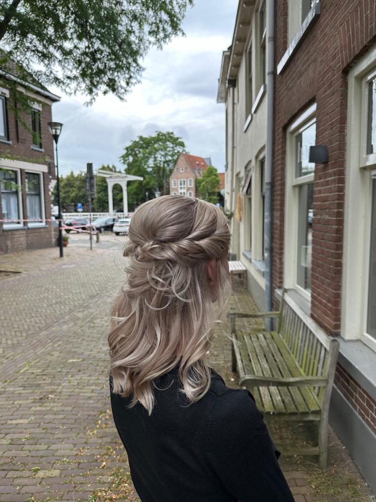 Kapsel opsteken zwolle